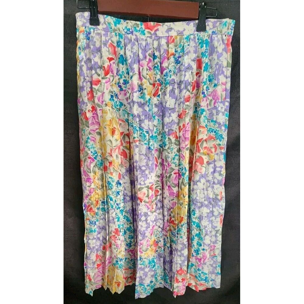 Vintage Pleated Skirt Floral Print Women's Sz 8 Spring Flowy Romantic 100% Silk